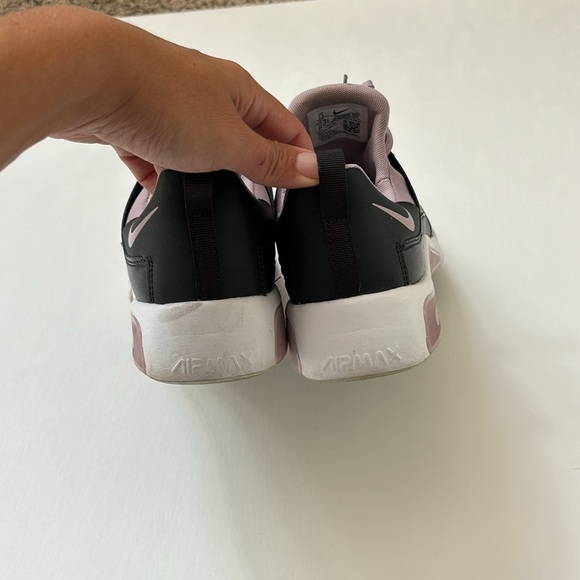Womens Nike AirMax - Picture 3 of 6